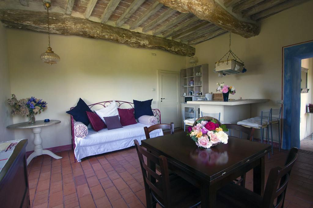 Gli Appartamenti Di Torre Bertona Todi Ruang foto